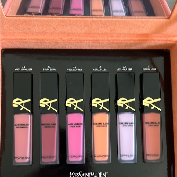 Yves Saint Laurent Liquid Blush Set with Gold Accents - Picture 3 of 9